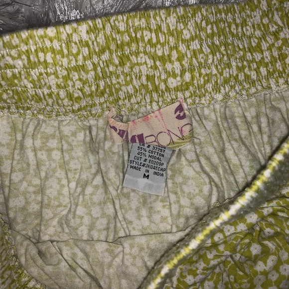 Billabong floral skirt - Picture 2 of 3